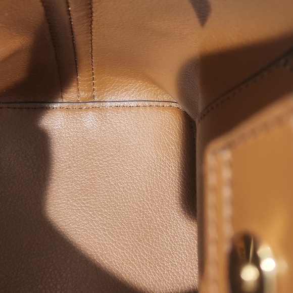 Michael Kors Bucket Bag - Picture 6 of 7